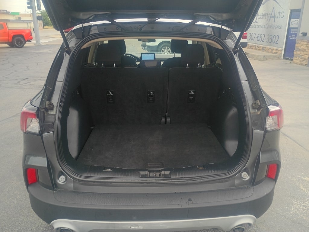 2020 Ford Escape SE