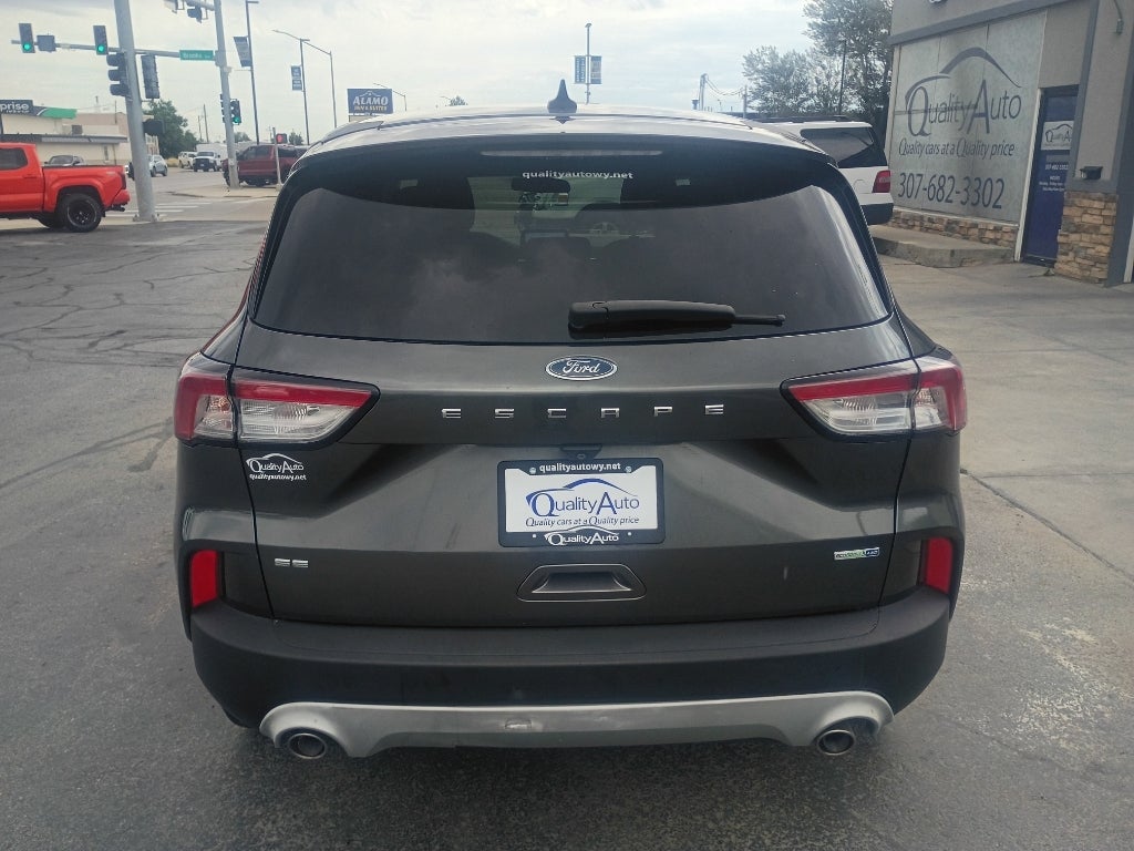 2020 Ford Escape SE