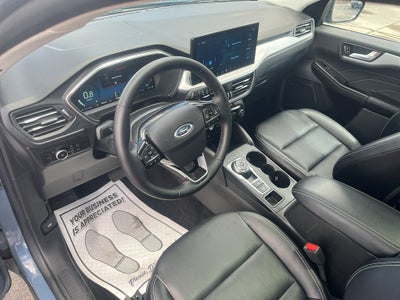 2025 Ford Escape Platinum