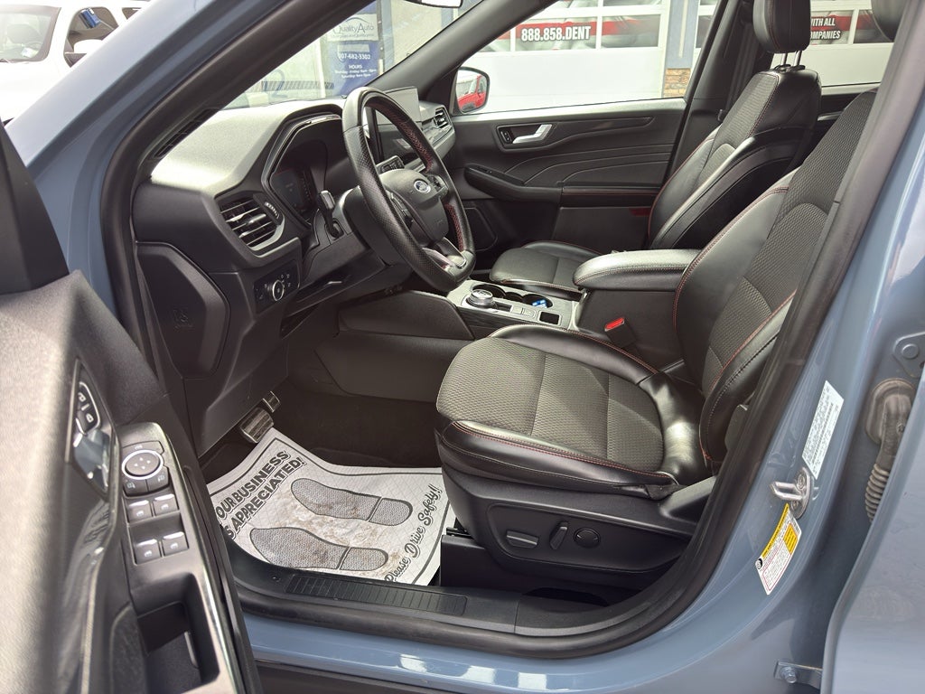 2024 Ford Escape ST-Line Select