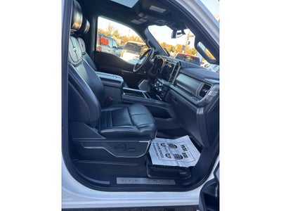2025 Ford F-350 Platinum
