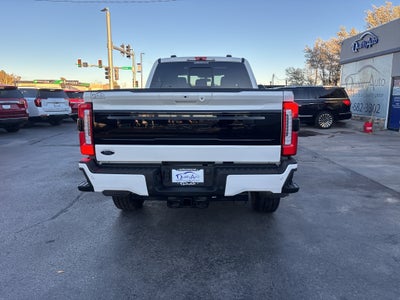 2025 Ford F-350 Platinum