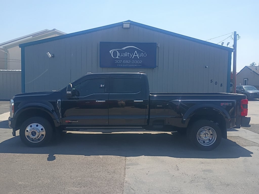 2023 Ford F-450 Limited