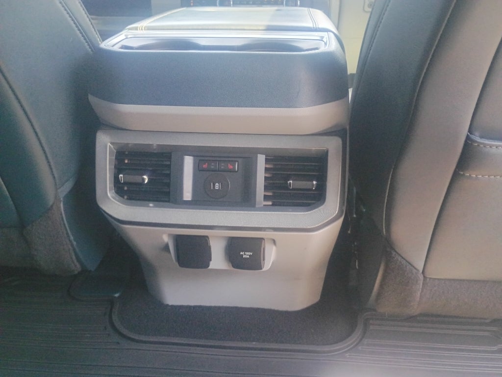 2023 Ford F-450 Limited