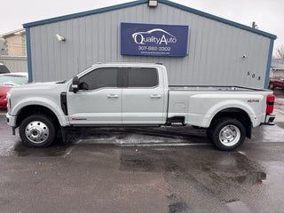 2025 Ford F-450 Platinum