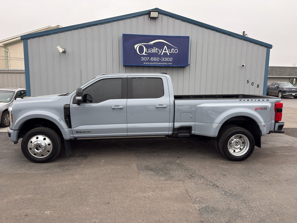 2025 Ford F-450 Platinum 4x4 Crew Cab 8' Box DRW's photo