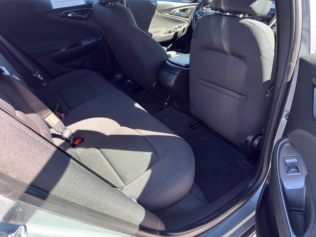 2023 Chevrolet Malibu LS