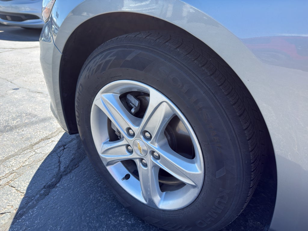 2023 Chevrolet Malibu LS