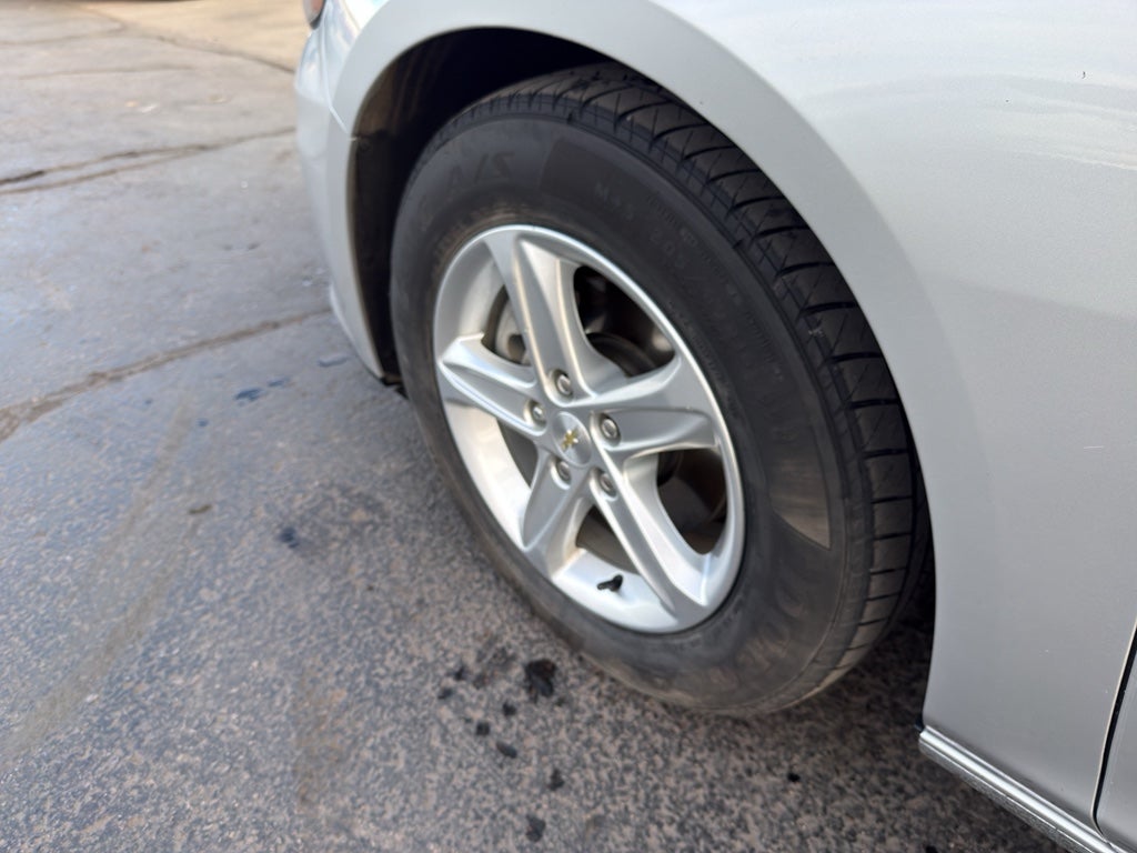 2022 Chevrolet Malibu LS