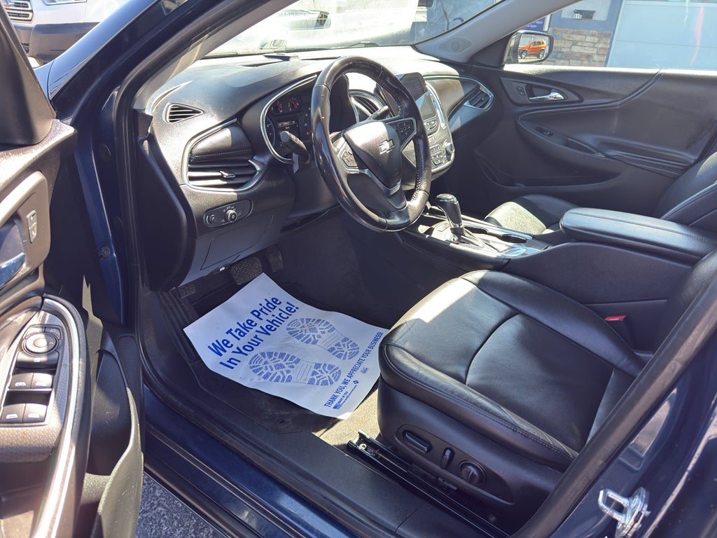 2019 Chevrolet Malibu LT (2FL)