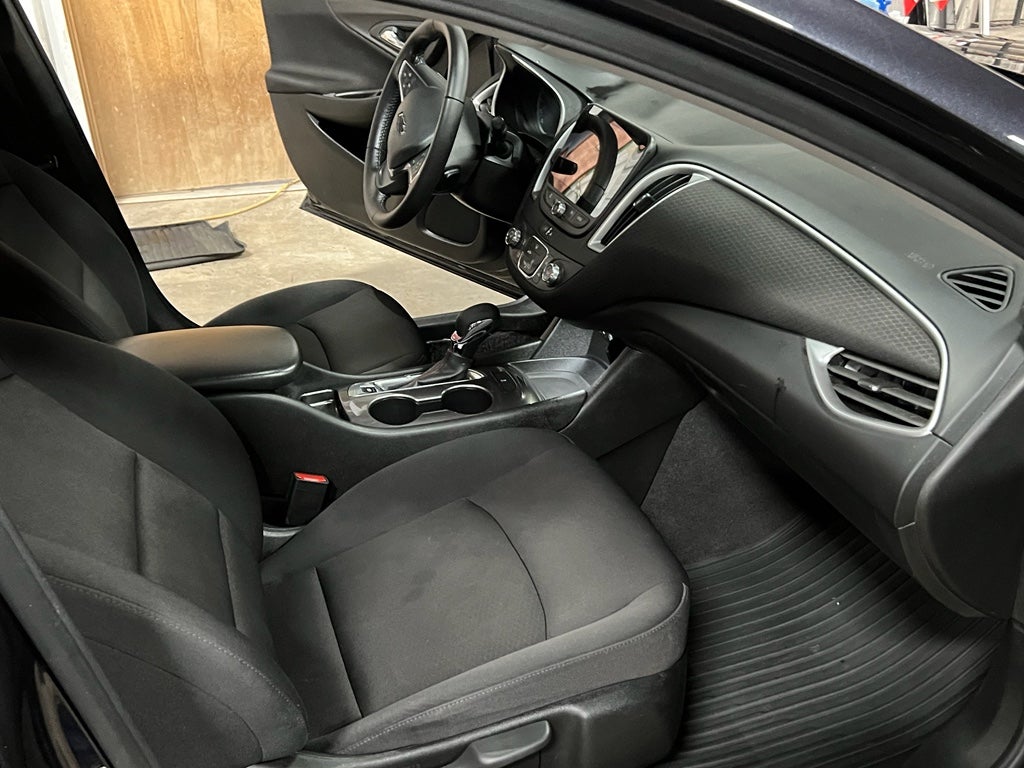 2022 Chevrolet Malibu RS