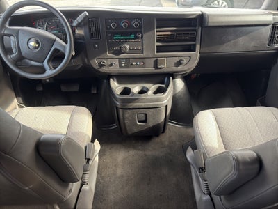 2018 Chevrolet Express LT
