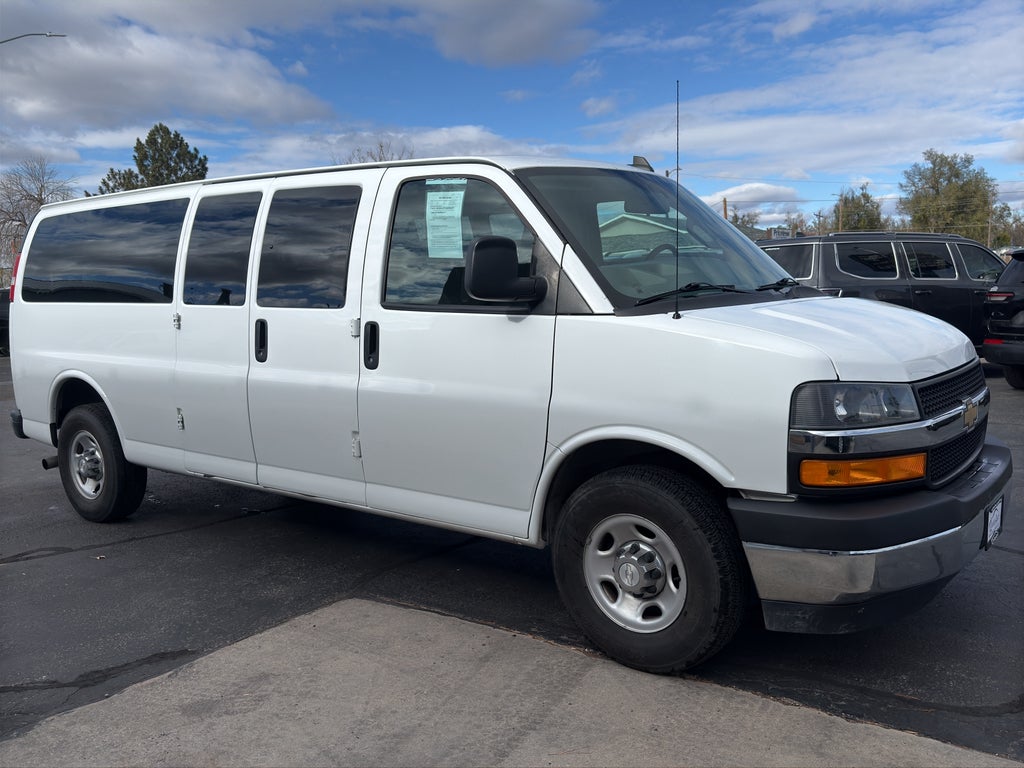 2018 Chevrolet Express LT