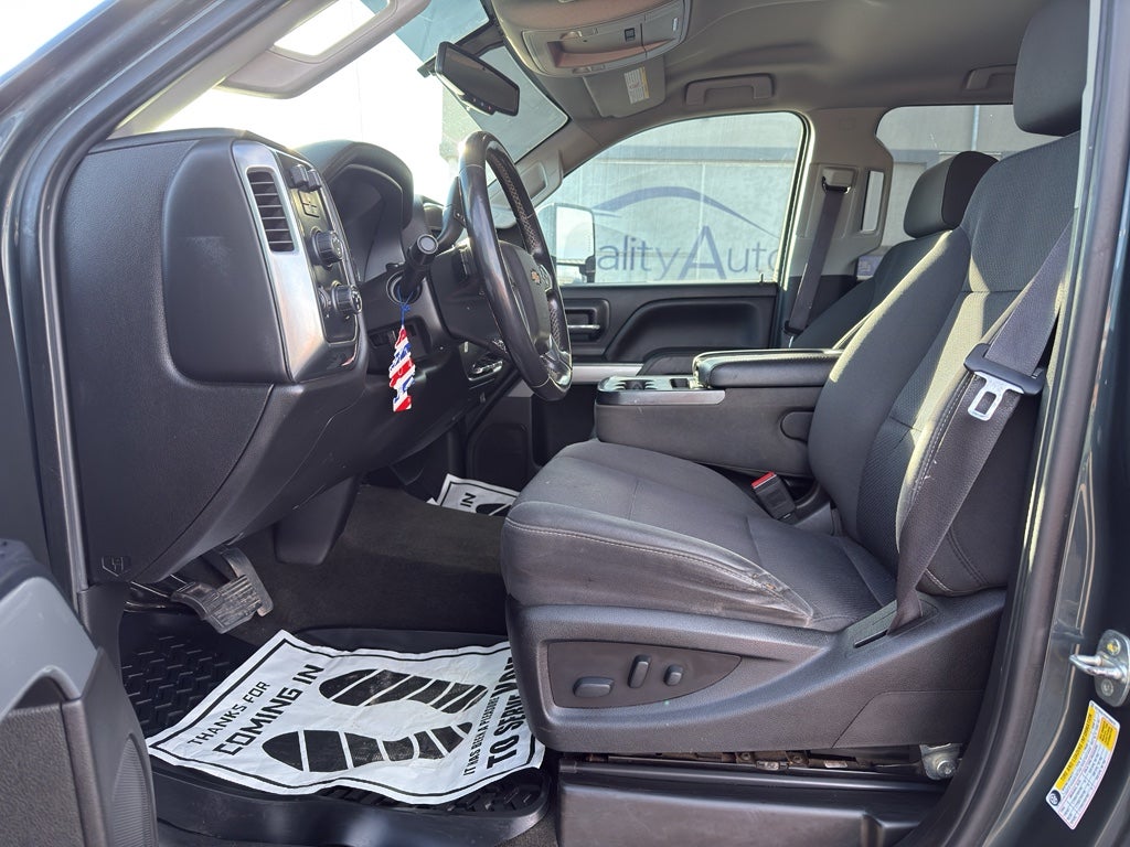 2017 Chevrolet Silverado LT