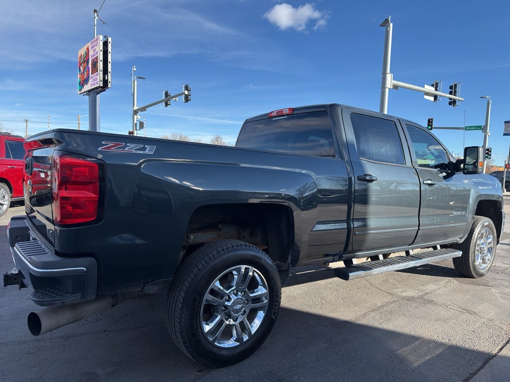 2017 Chevrolet Silverado LT