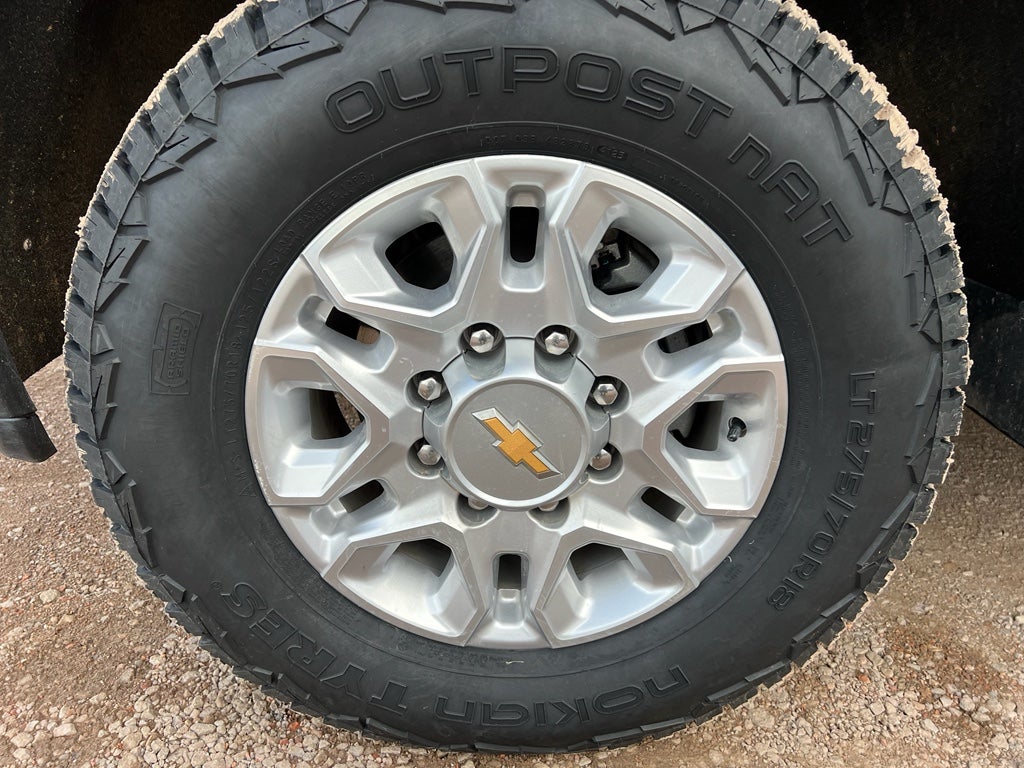 2022 Chevrolet Silverado LT