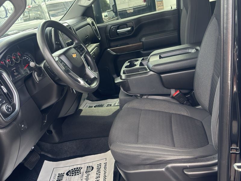 2021 Chevrolet Silverado LT