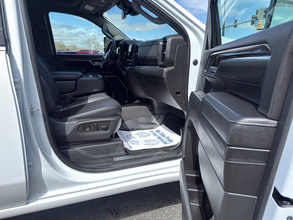 2024 Chevrolet Silverado LTZ