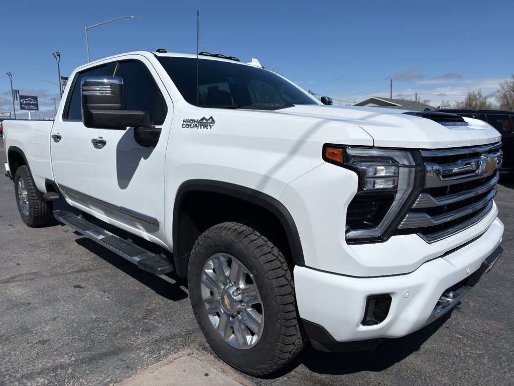2024 Chevrolet Silverado High Country