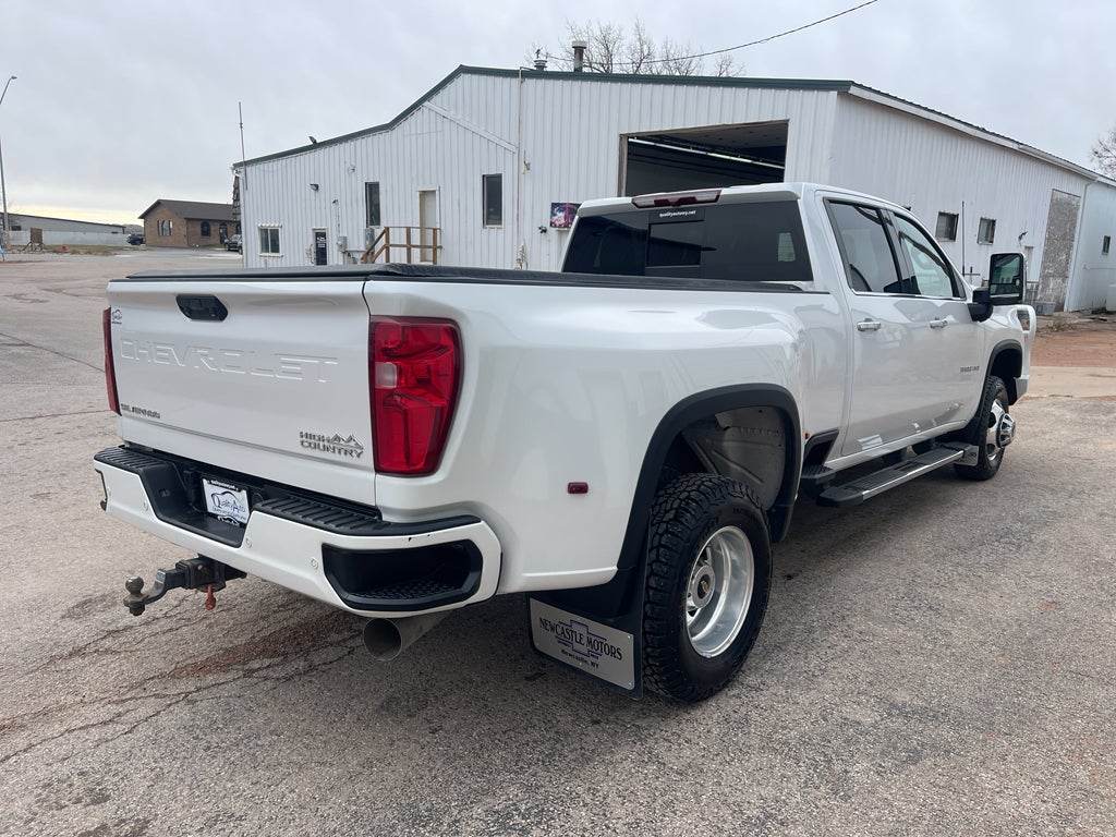 2022 Chevrolet Silverado High Country