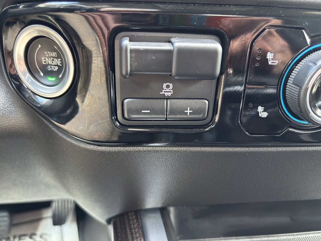 2024 Chevrolet Silverado RST