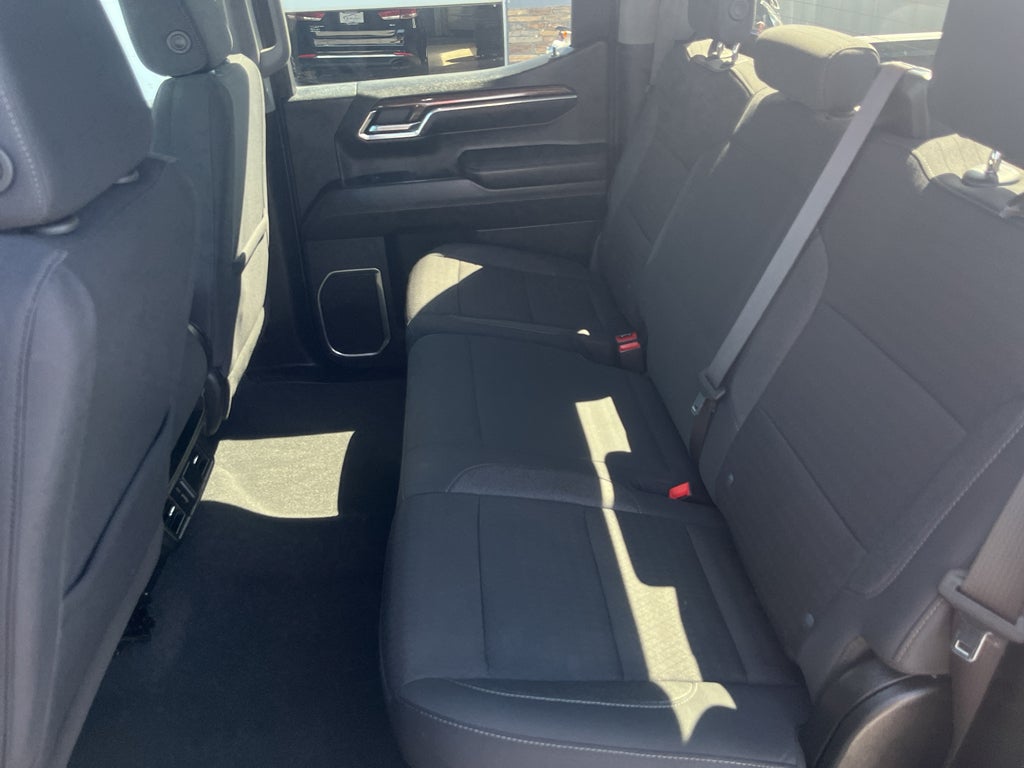 2023 Chevrolet Silverado RST