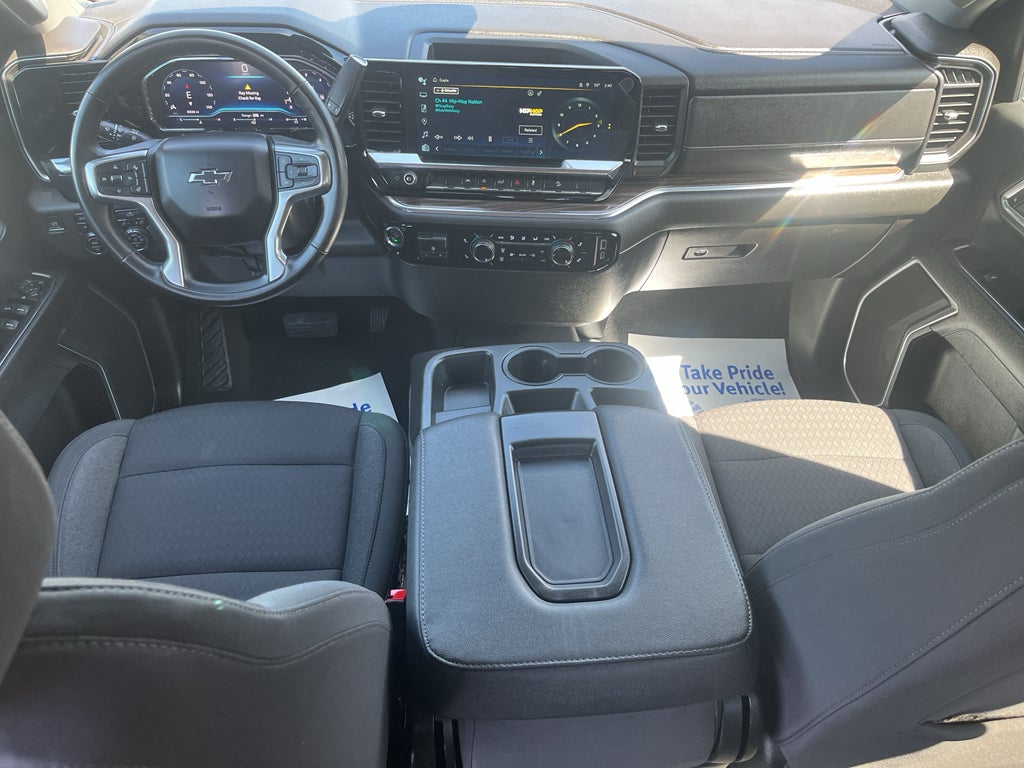 2023 Chevrolet Silverado RST