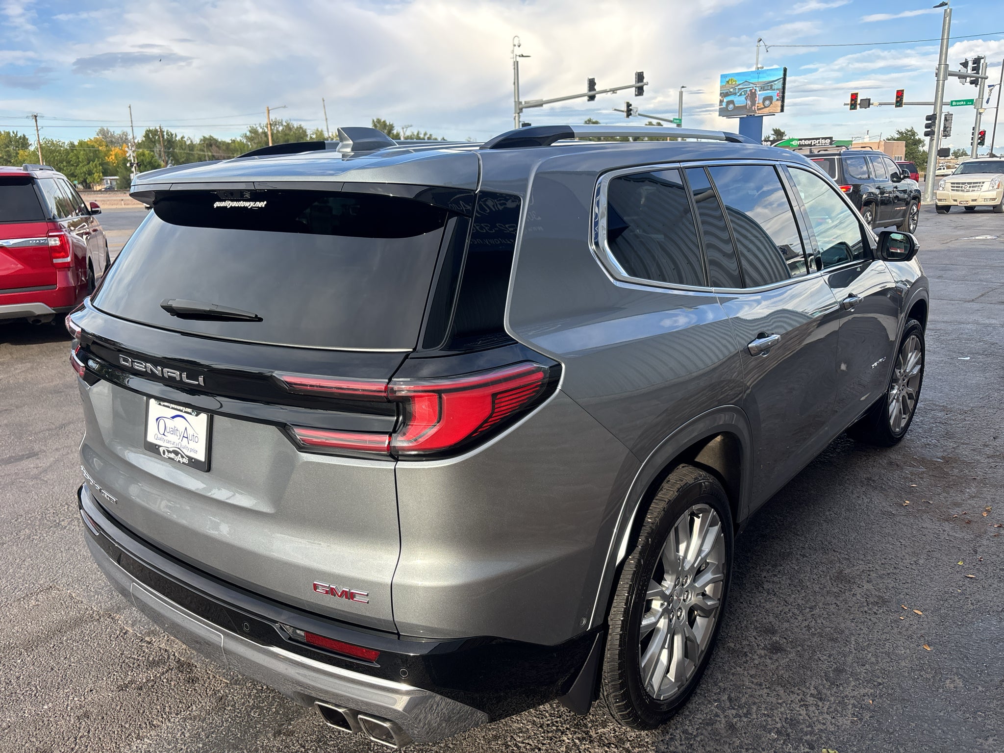2024 GMC Acadia Denali