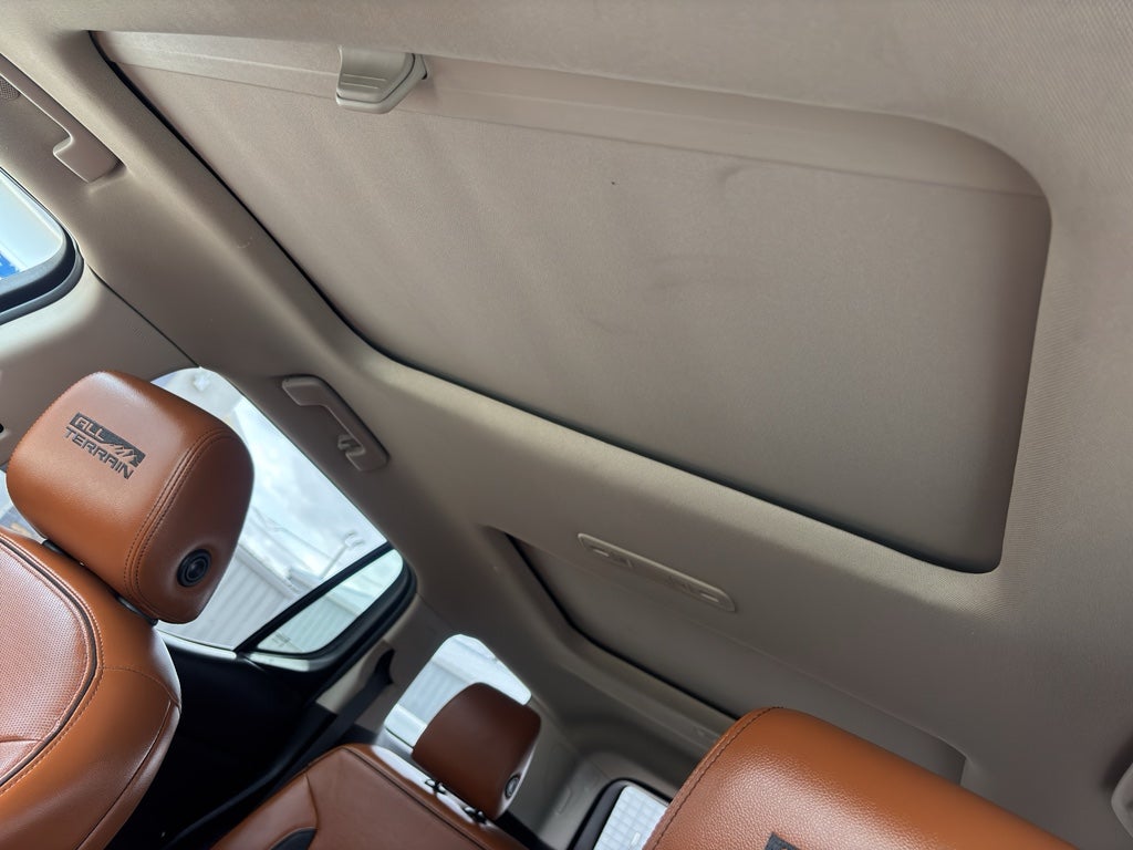 2017 GMC Acadia All Terrain 2