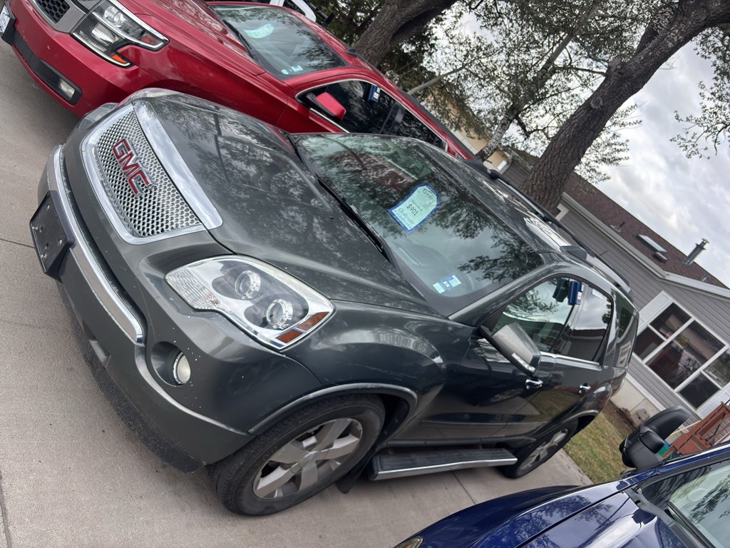 2011 GMC Acadia SLT2