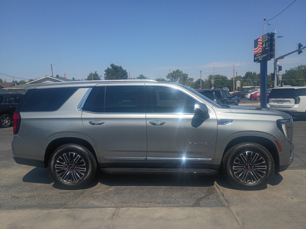 2025 GMC Yukon Elevation