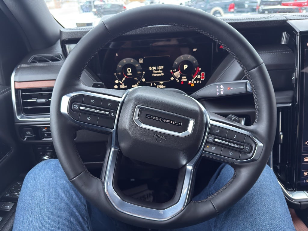 2025 GMC Yukon Denali