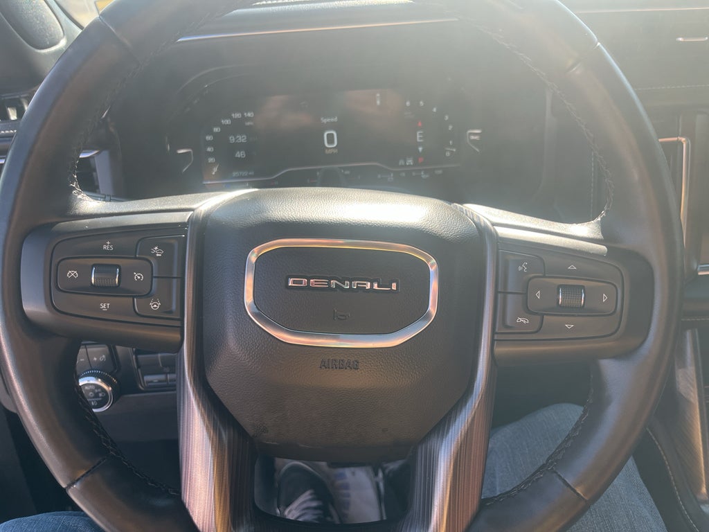 2023 GMC Yukon Denali Ultimate