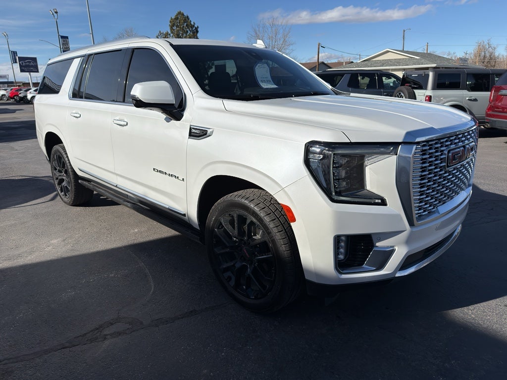 2022 GMC Yukon XL Denali