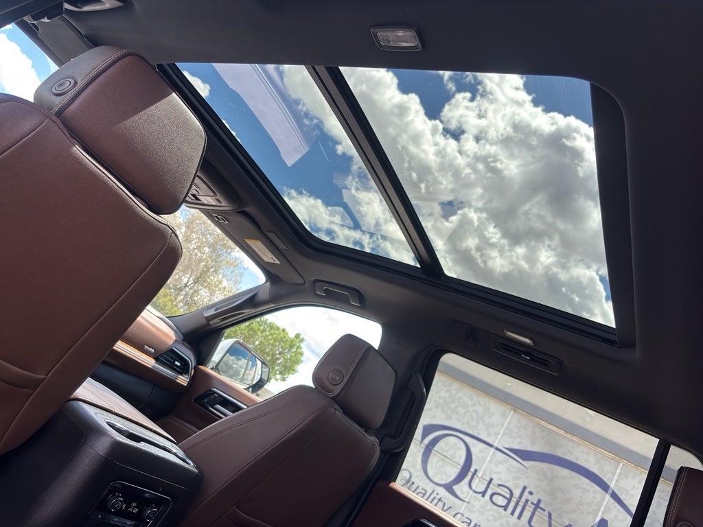 2025 Chevrolet Suburban High Country
