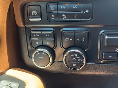 2025 Chevrolet Suburban High Country