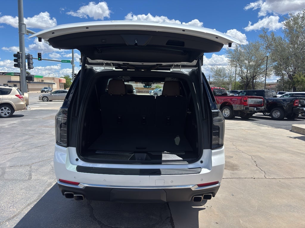 2025 Chevrolet Suburban High Country