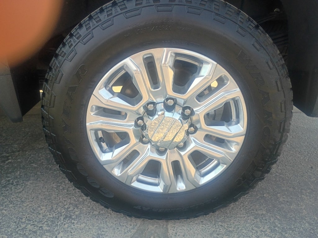 2023 GMC Sierra Denali