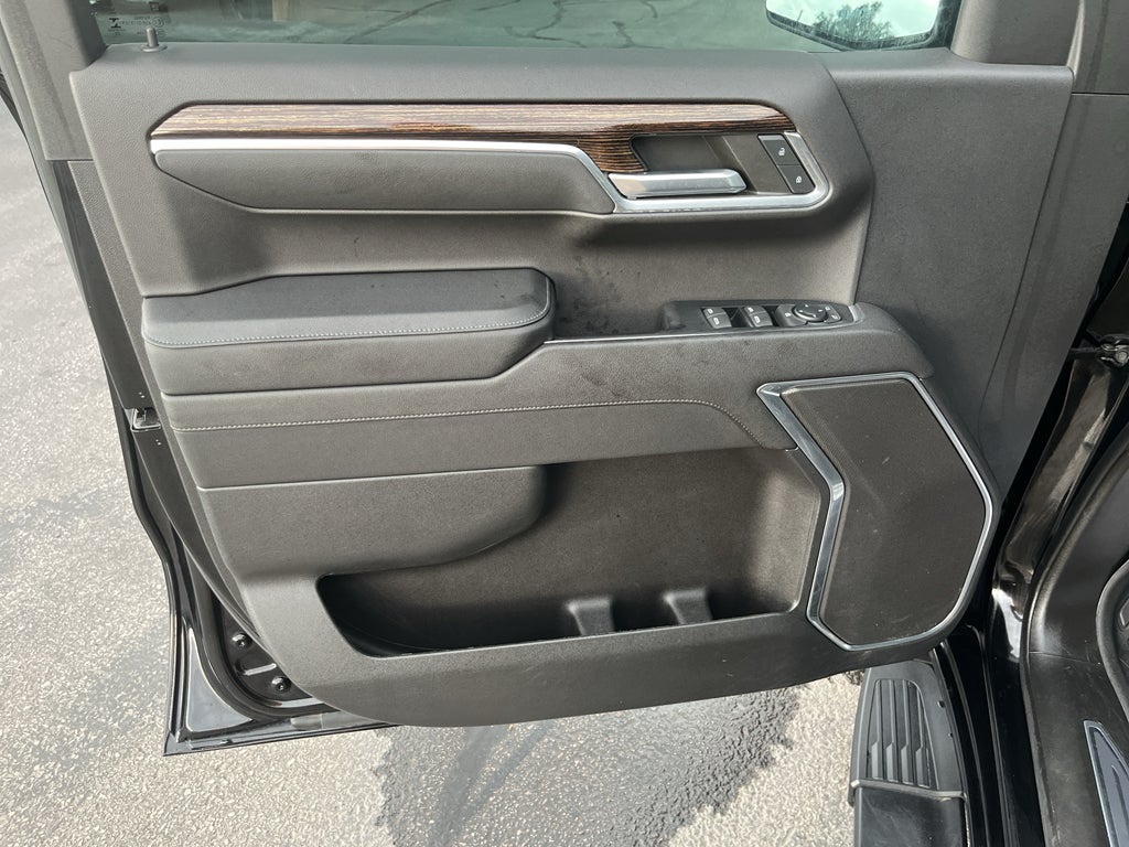 2023 GMC Sierra Elevation