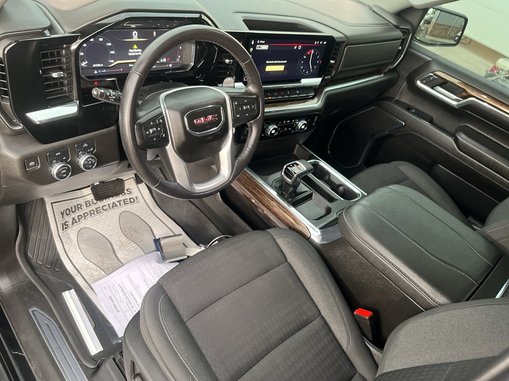 2023 GMC Sierra Elevation