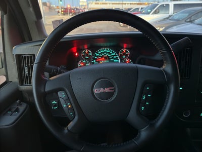 2023 GMC Savana Base