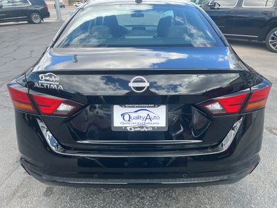 2025 Nissan Altima SV