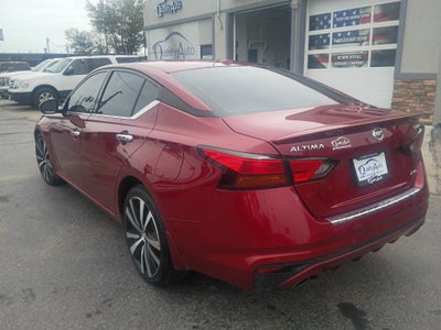 2022 Nissan Altima 2.5 Platinum