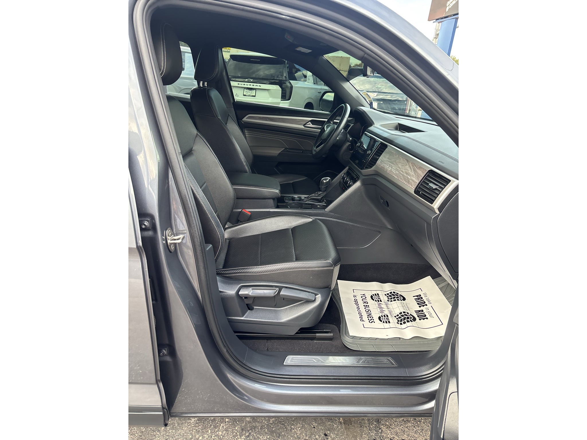 2023 Volkswagen Atlas Cross Sport 3.6L V6 SE w/Technology