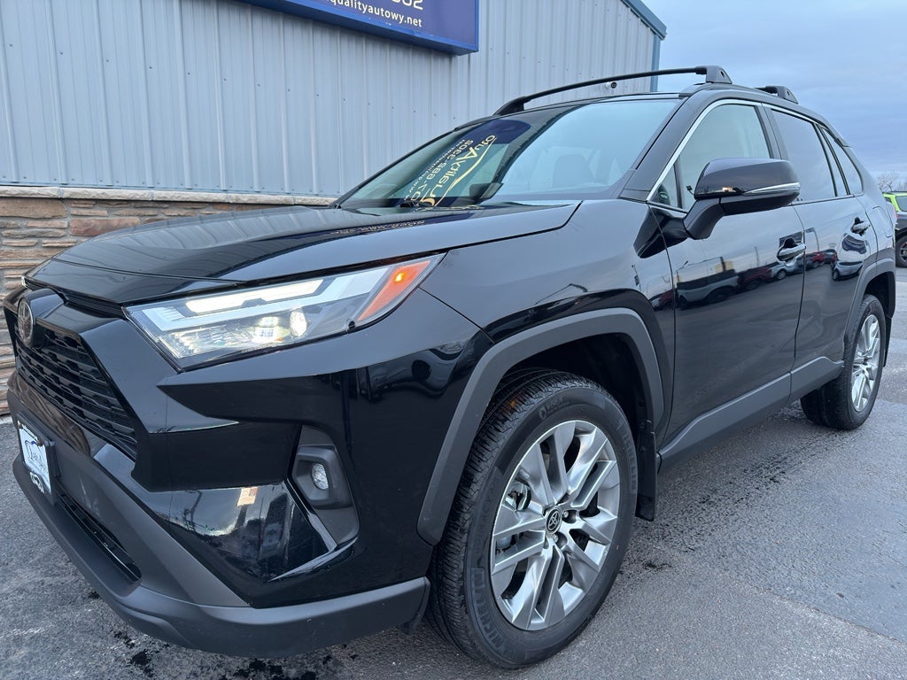 2023 Toyota RAV4 XLE Premium