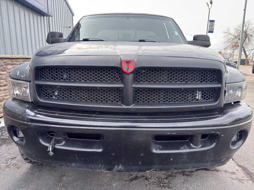 2002 Dodge Ram Pickup Base