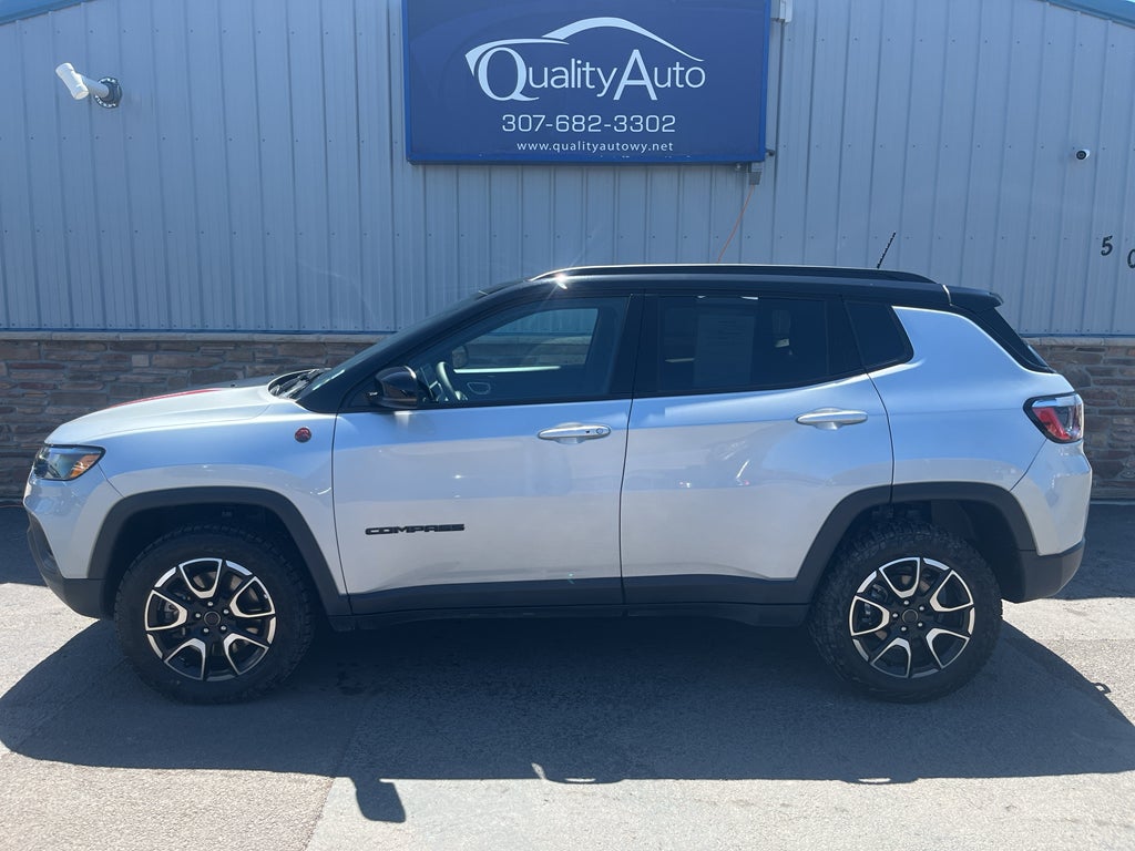 2025 Jeep Compass Trailhawk