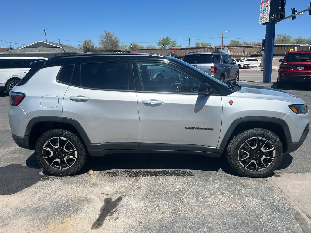2025 Jeep Compass Trailhawk