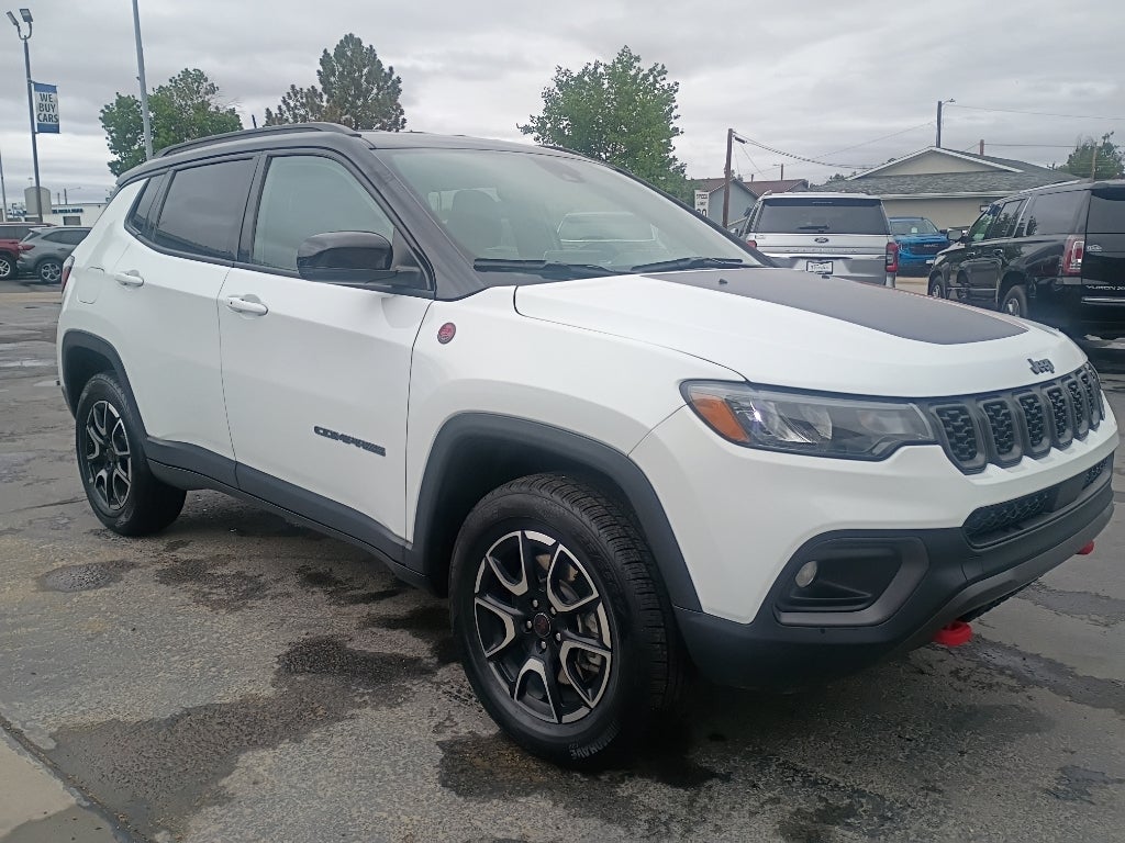 2025 Jeep Compass Trailhawk