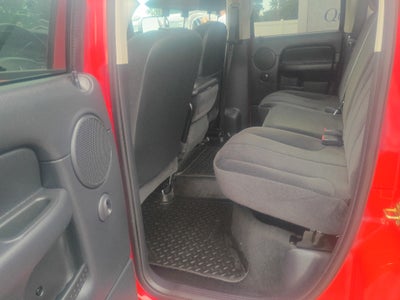 2004 Dodge Ram Pickup SLT